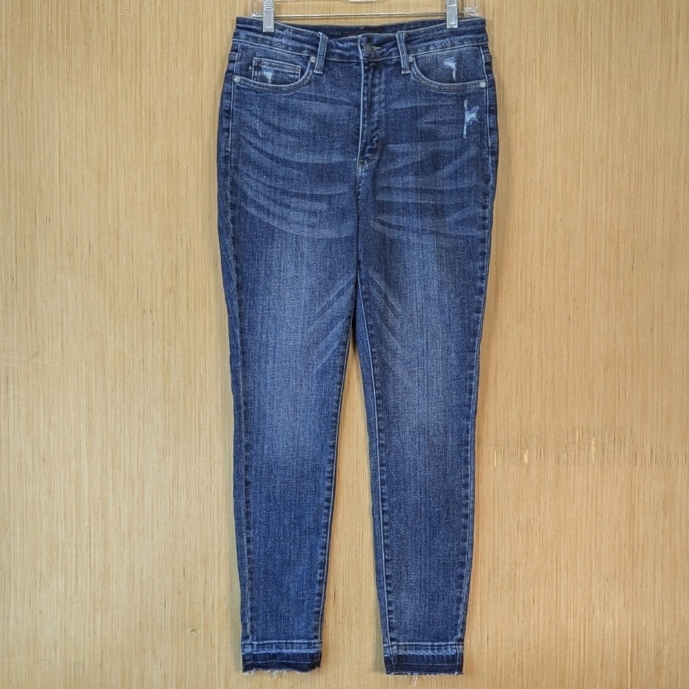 Judy Blue High Rise Skinny Jeans Dark Wash Distressed Raw Hem Size 11/30 Stretch